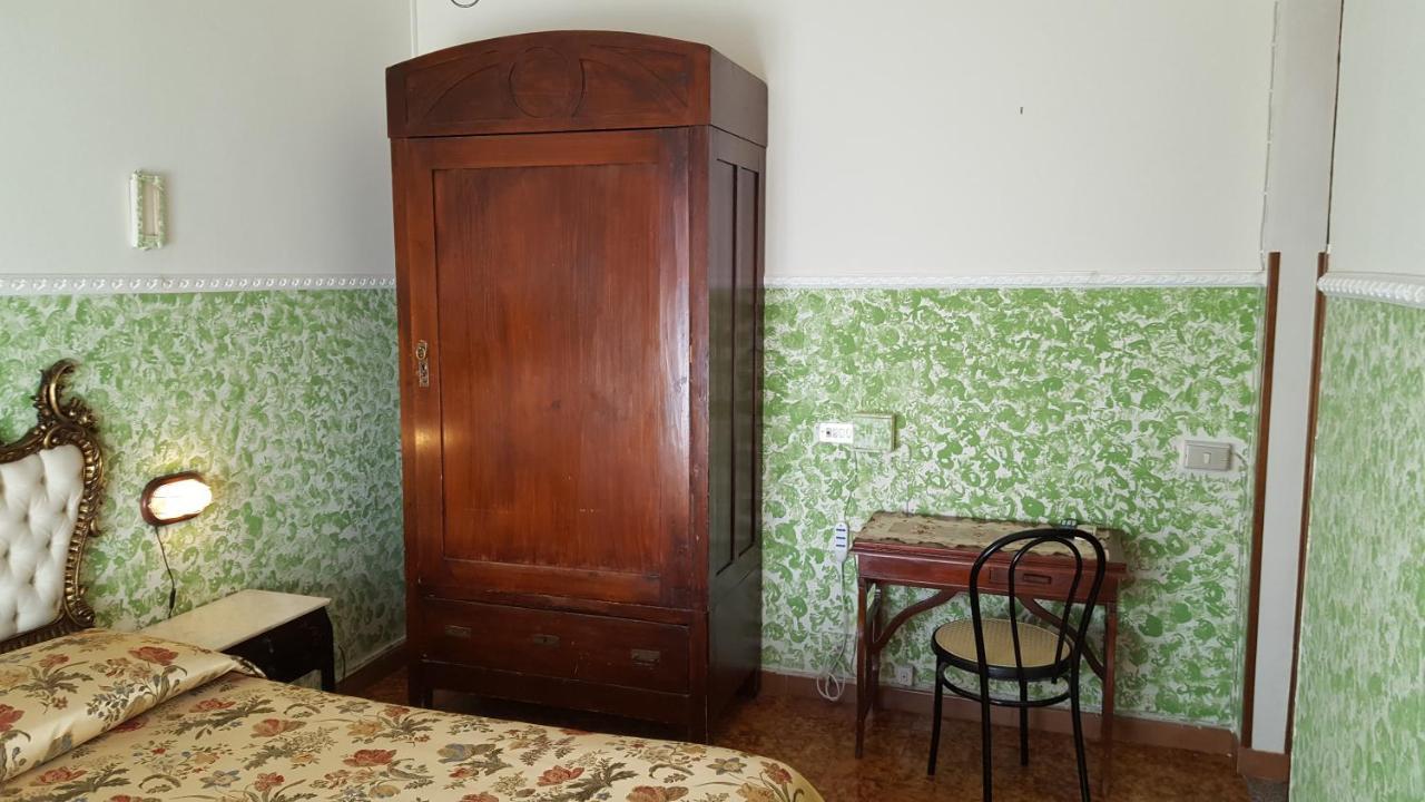 Bed and breakfast Santa Fara 3*