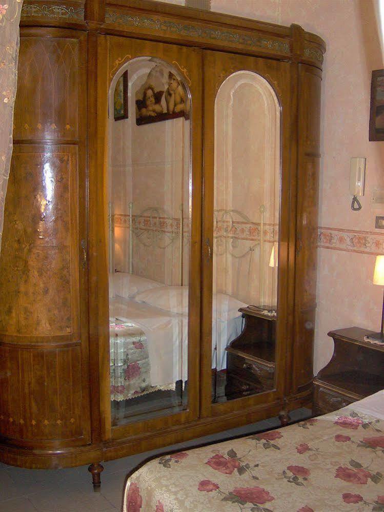 Santa Fara Bed and breakfast