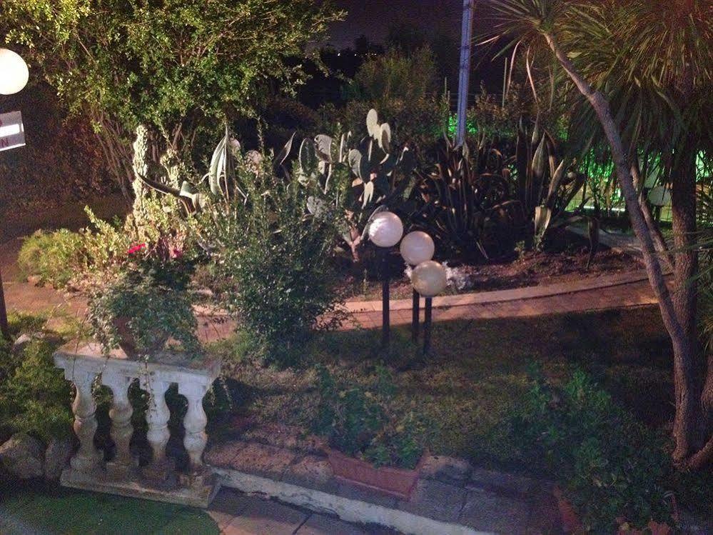 Bed and breakfast Santa Fara 3*